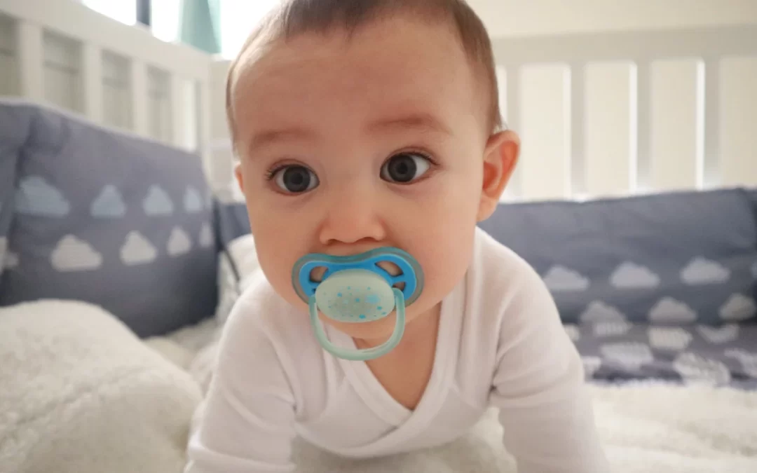 Pacifier Use in Babies: Pros, Cons & Safe Weaning Tips